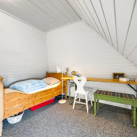 Reinhard - From The Sea By Interhome